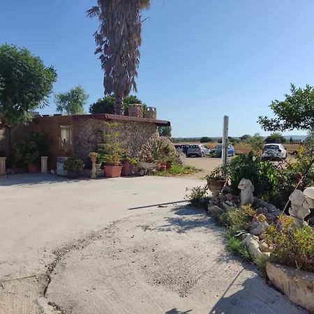 La Casa In Campagna Di Ottavia Alezio Exteriör bild