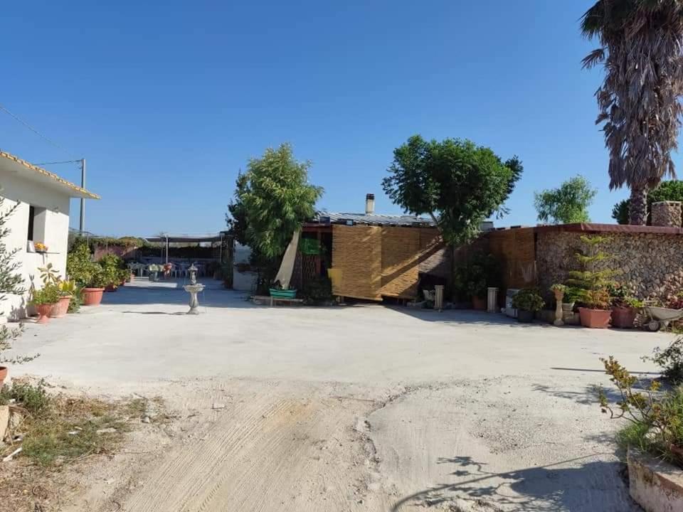 La Casa In Campagna Di Ottavia Alezio Exteriör bild
